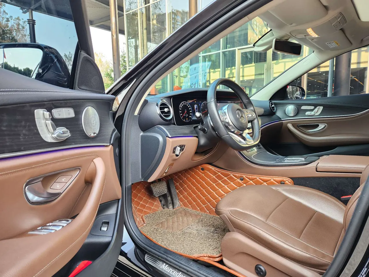 Mercedes Benz E Class 2020 E 300 L 2.0T Sports Luxury Automatic Gear 12