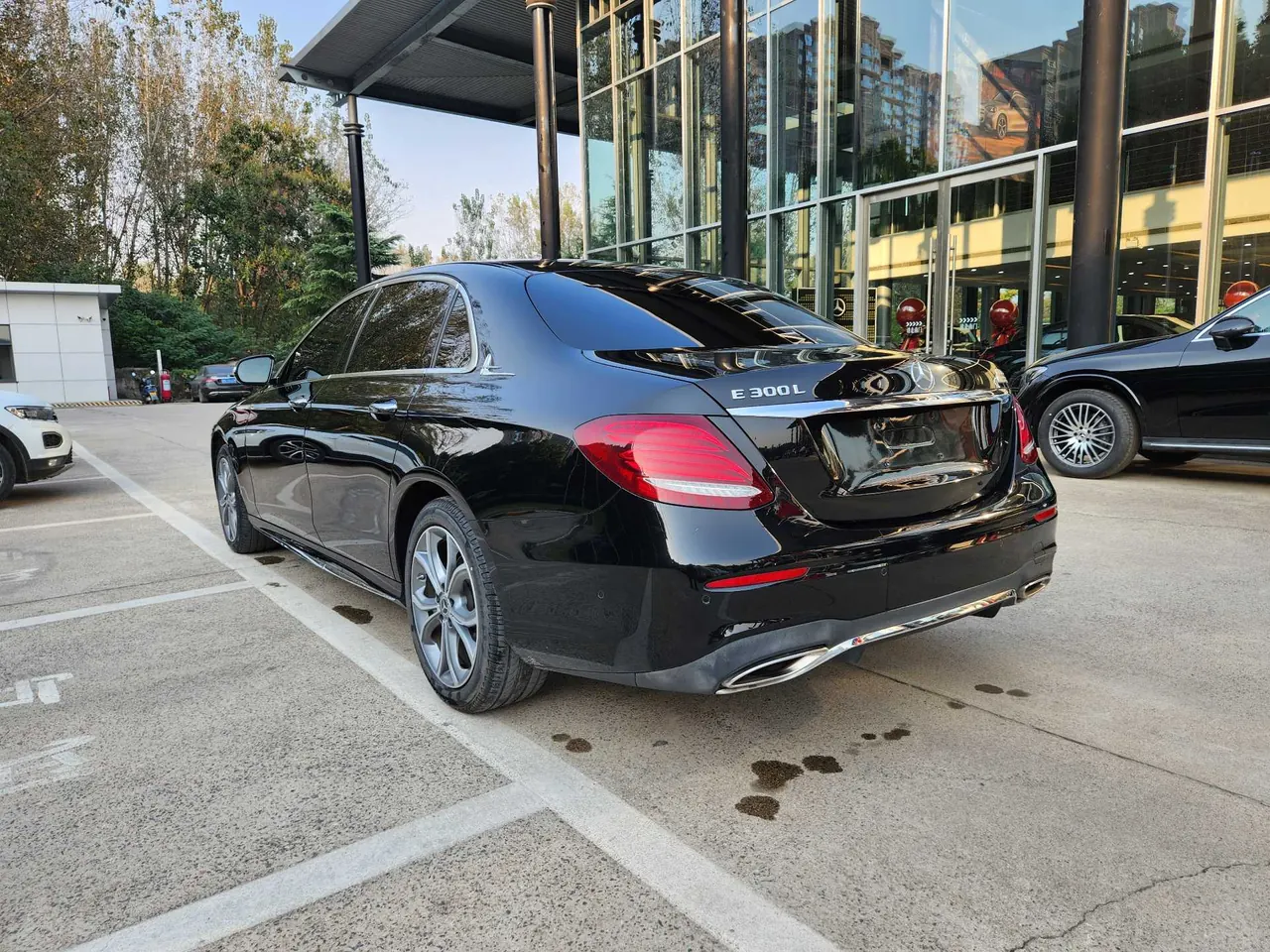 Mercedes Benz E Class 2020 E 300 L 2.0T Sports Luxury Automatic Gear 3