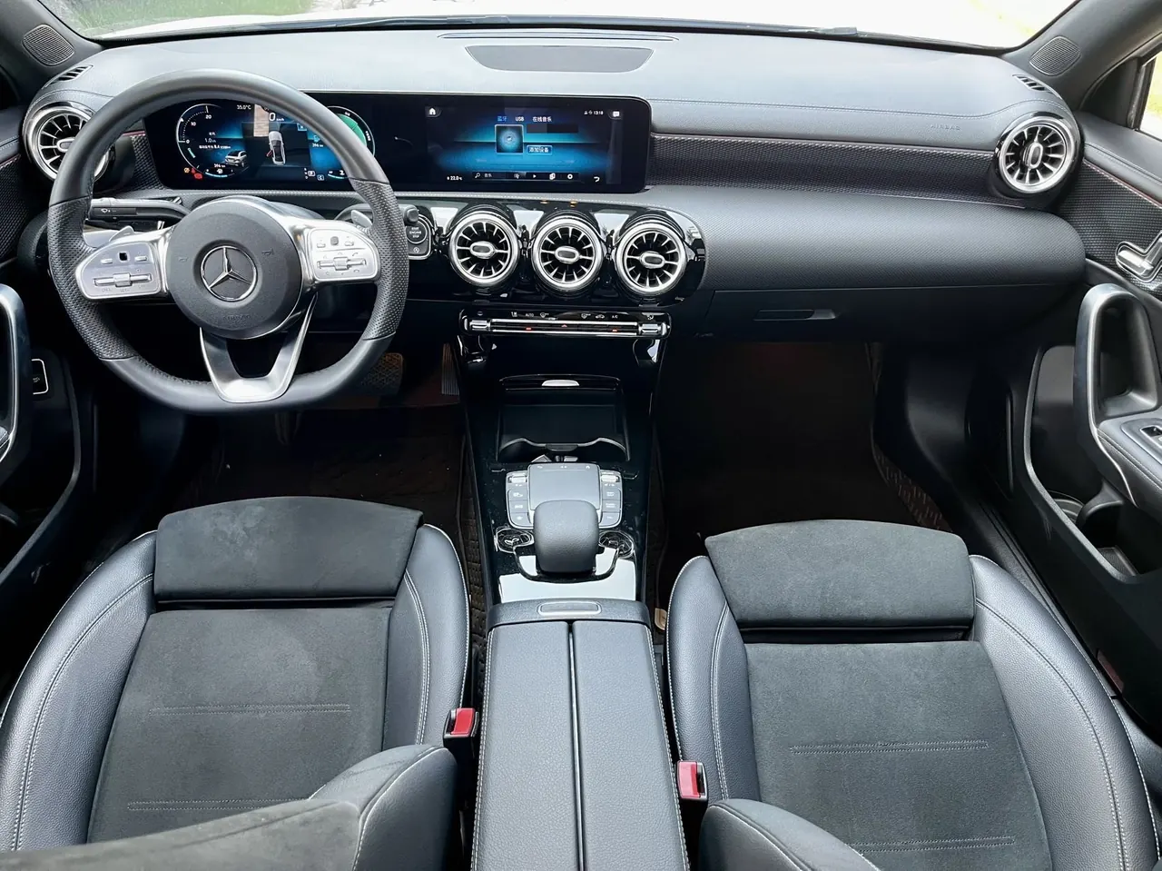 Mercedes Benz Class A 2021 A 200 L 1.3T Fashion Automatic Gear 8