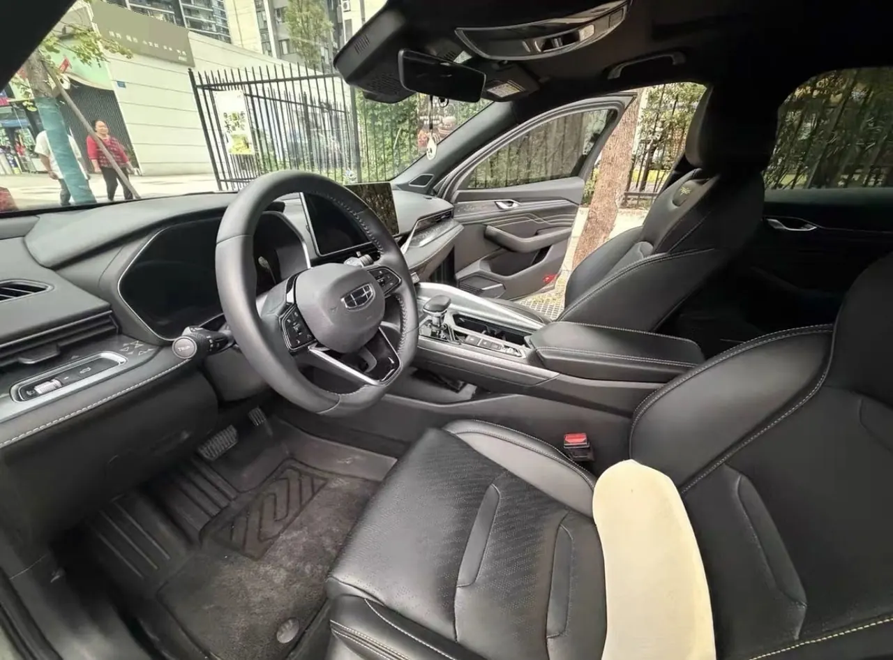 Geely 2023 xingrui 1.5TD rocking version of automatic gear 4