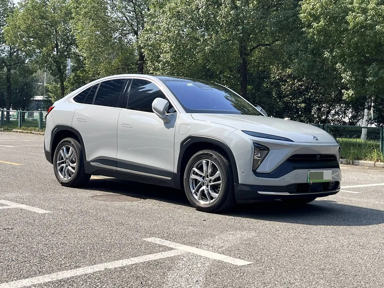 NIO 2020 EC 6 430KM Sports Edition Automatic Gear 3