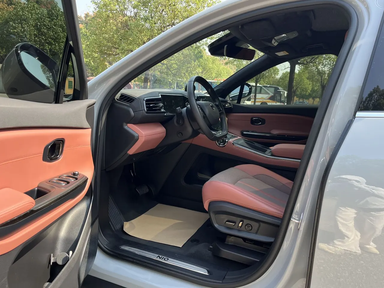 NIO 2020 EC 6 430KM Sports Edition Automatic Gear 4