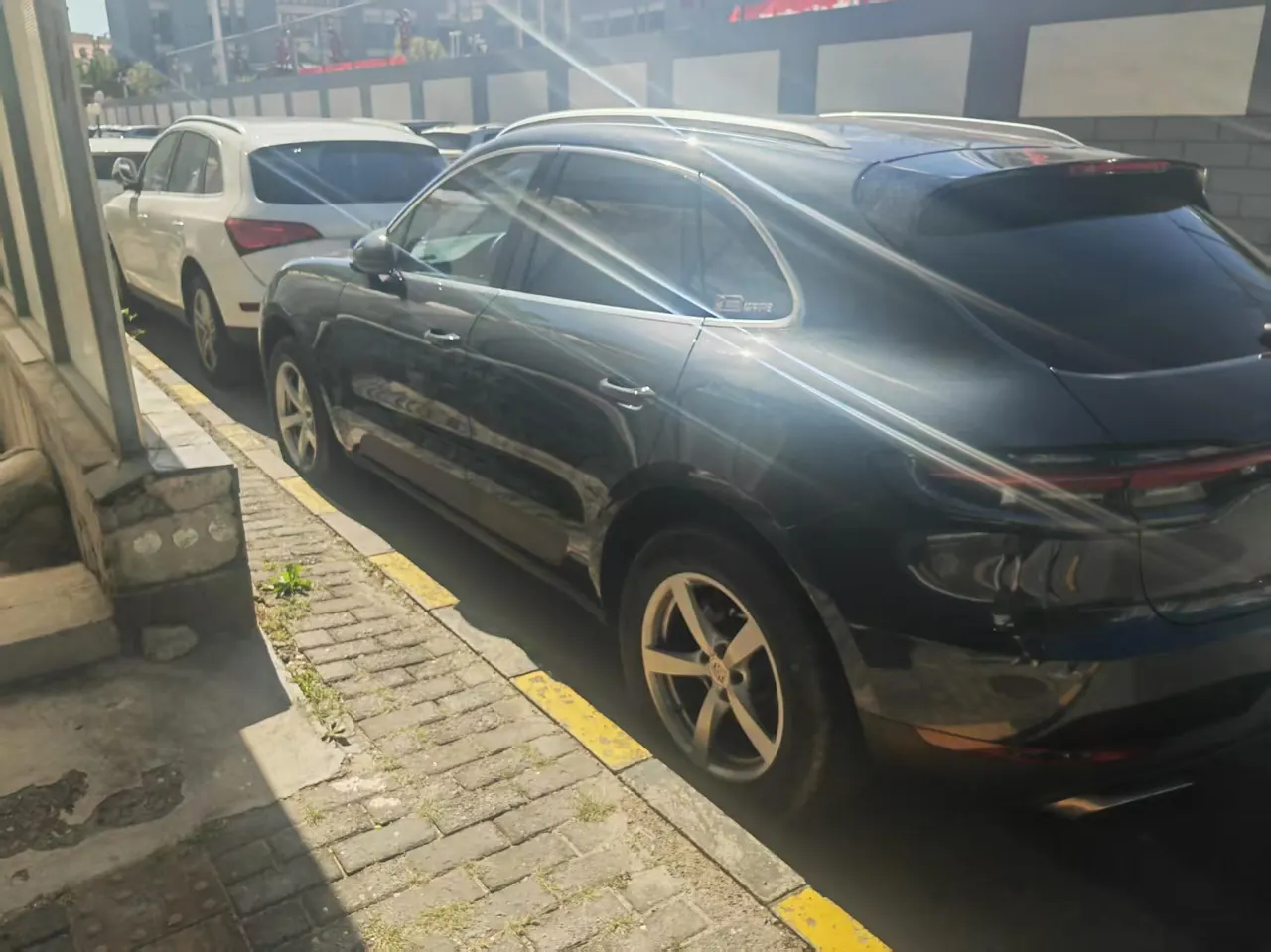 Porsche Macan (Imported) 2020 Macan 2.0T Automatic Gear 3