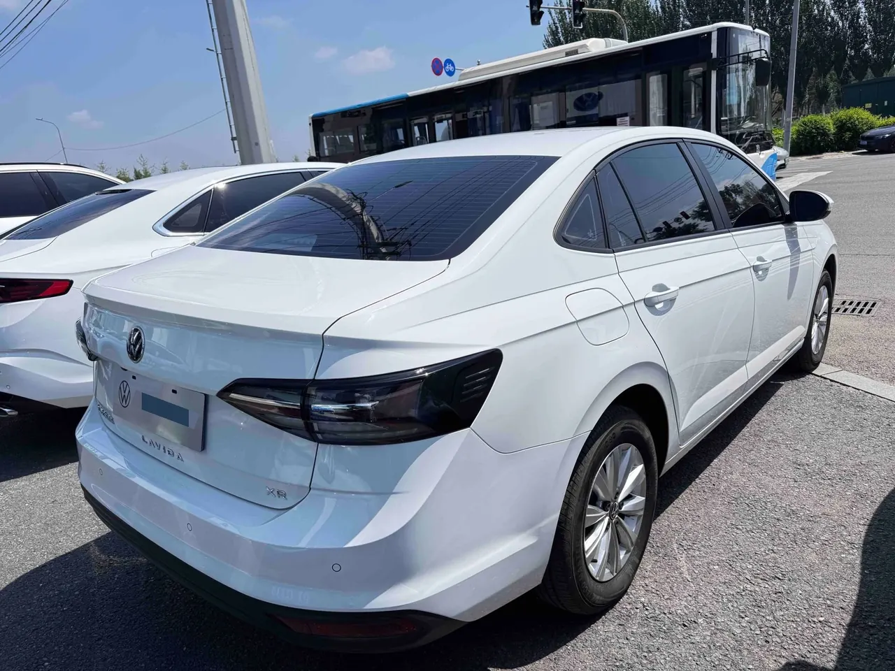 Volkswagen 2025 Lavida New Trend 1.5 Outstanding New Edition Automatic Transmission 12
