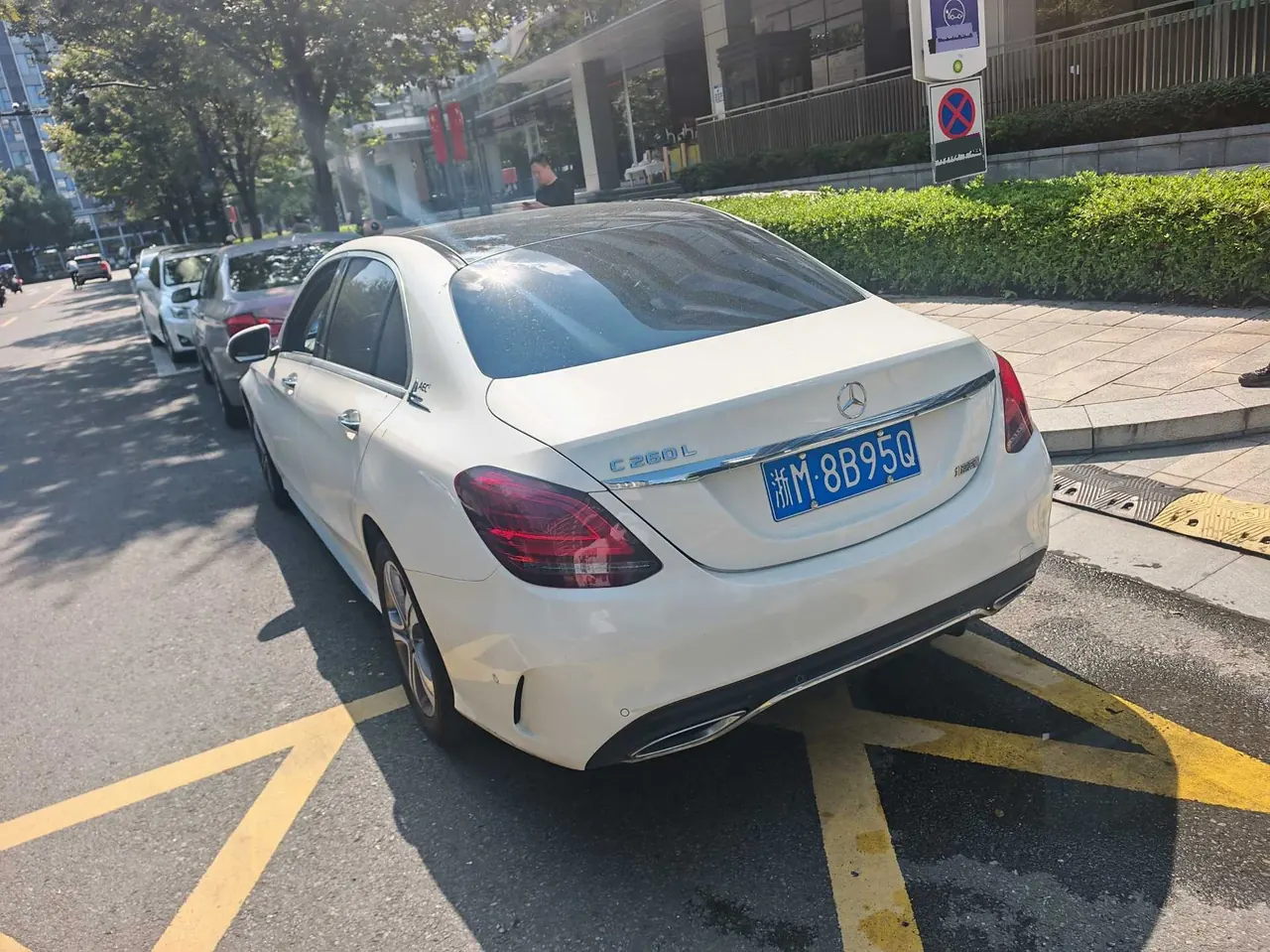 Mercedes Benz Class C 2020 C 260 L 48V 1.5T Automatic 5