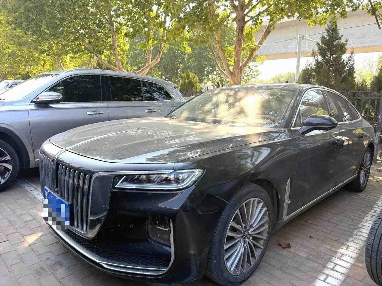 Open image lightbox: HongQi 2020 H9 48V 2.0T Zhilian Flag Edition Automatic Gear