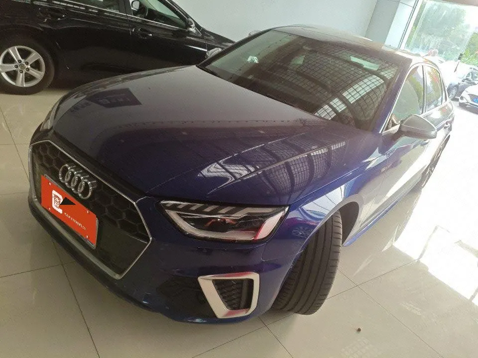 Open image lightbox: Audi 2020 A4L 2.0TFSI 40TFSI Deluxe Dynamic Automatic