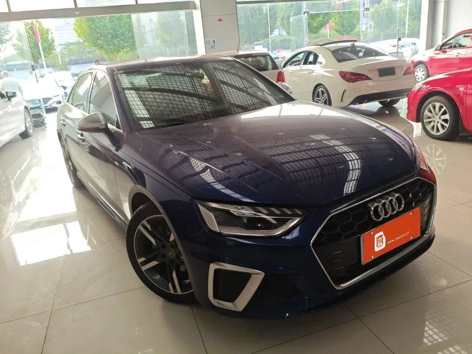 Audi 2020 A4L 2.0TFSI 40TFSI Deluxe Dynamic Automatic 2