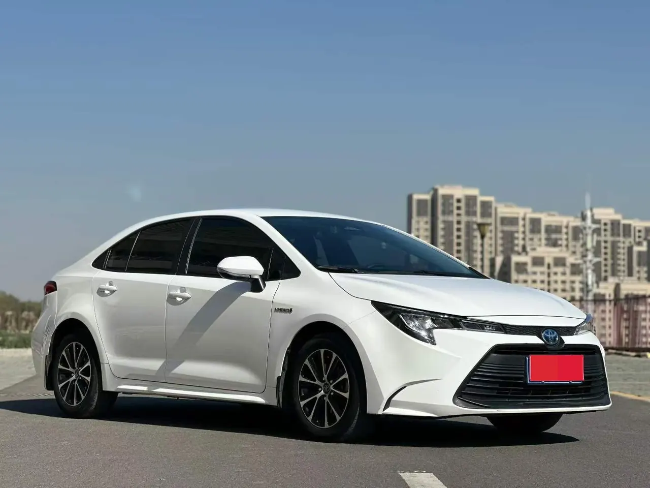 Toyota 2023 Lei Ling Shuangqing 1.8 Stepless Intelligent Electric Hybrid Leading Edition Automatic Gear 3