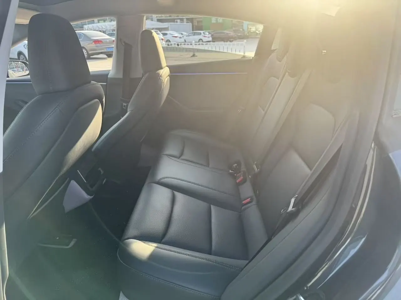 Tesla 2023 Model 3 Rejuvenation Edition Rear Wheel Drive Automatic Transmission 6
