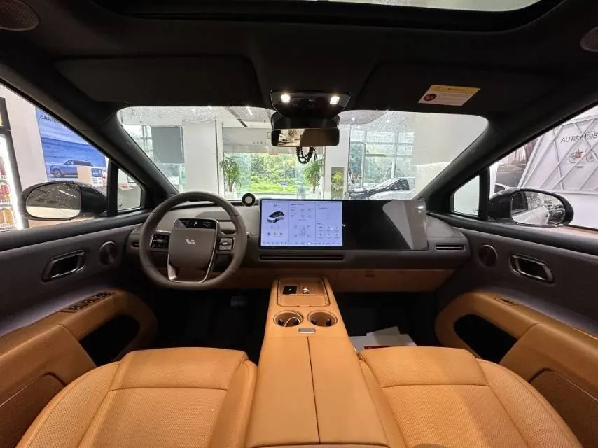 Li 2025 i8 Standard Edition Automatic Gear 5