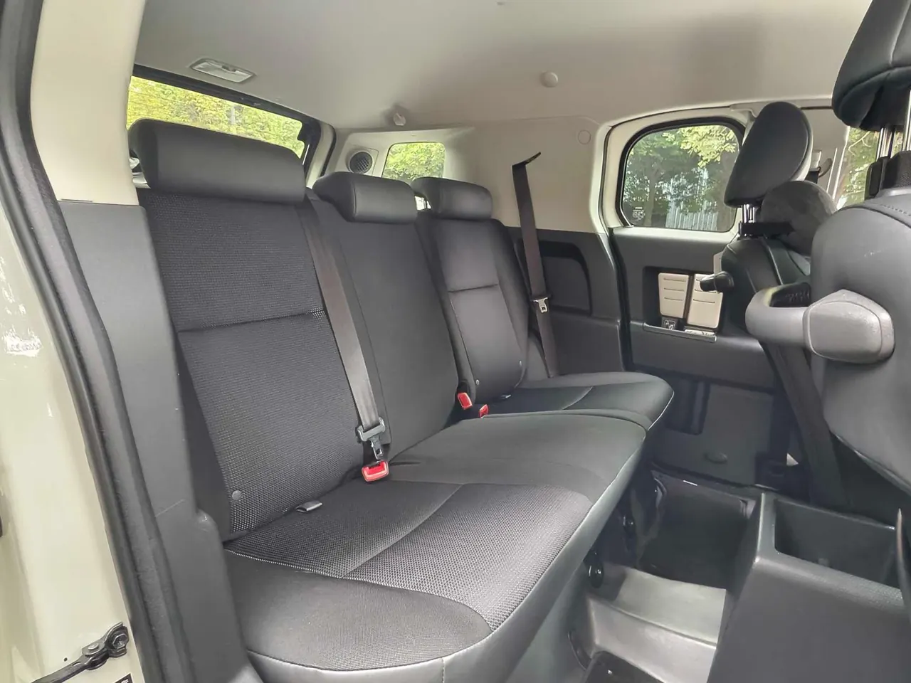 Toyota FJ Cool Road Ze (Imported) 2021 FJ Cool Road Ze 4.0 Middle East Edition Automatic Gear 5