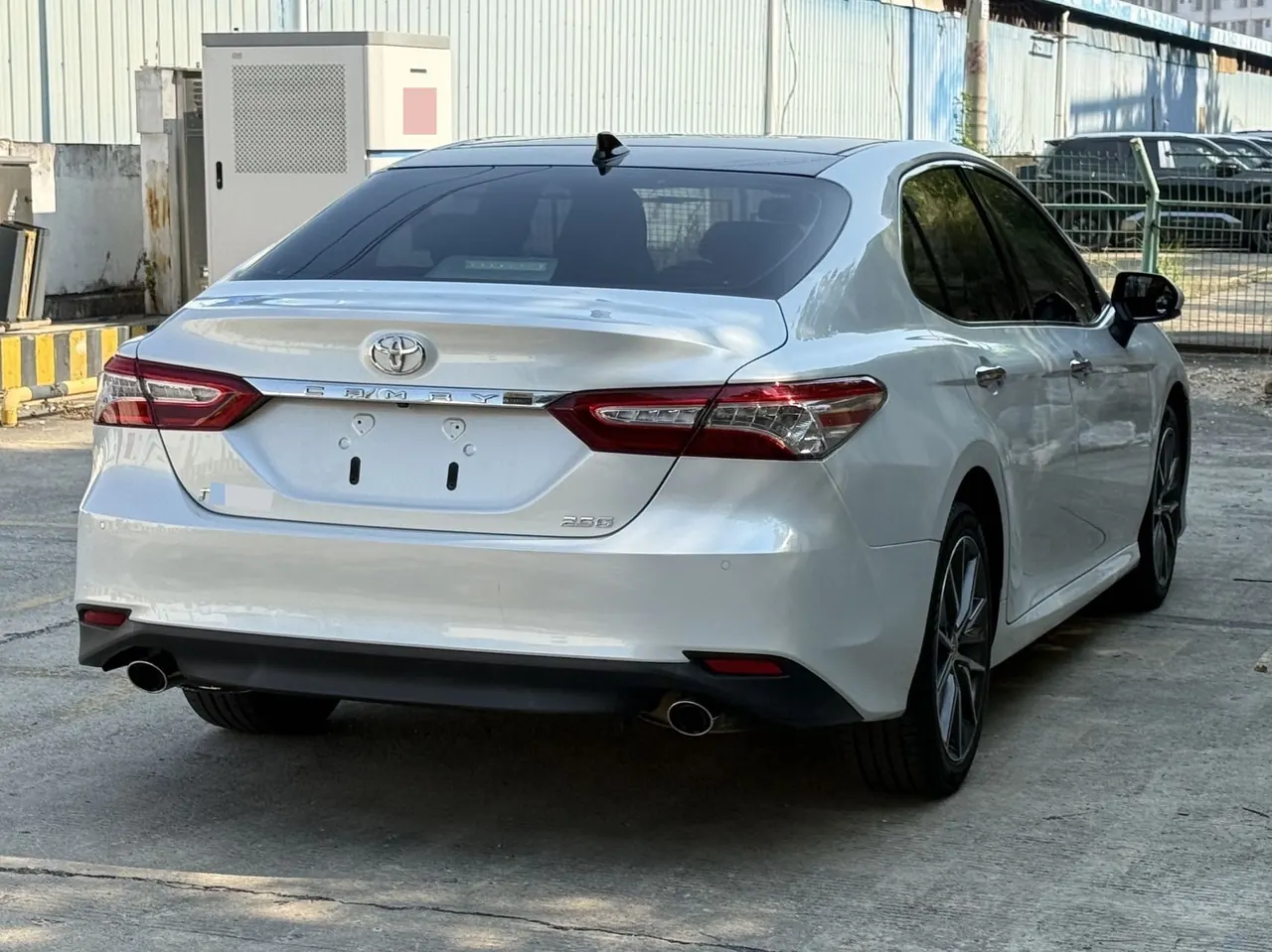 Toyota 2021 Camry 2.5G Deluxe Edition Automatic Gear 6