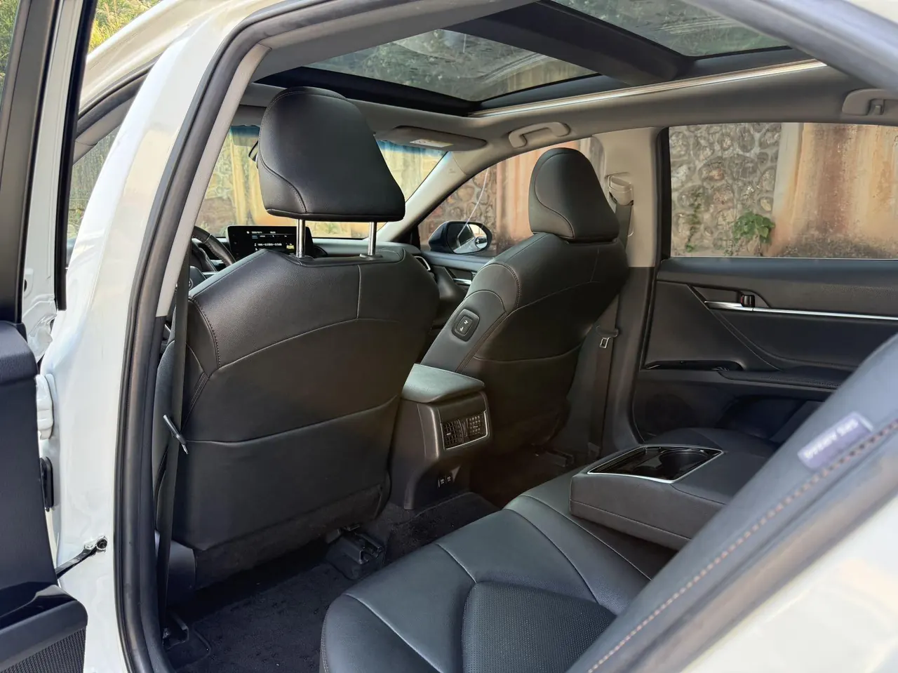 Toyota 2021 Camry 2.5G Deluxe Edition Automatic Gear 8