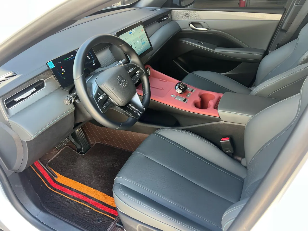 BYD 2025 Qin PLUS DM-i 1.5 stepless intelligent driving version 55KM leading automatic gear 8