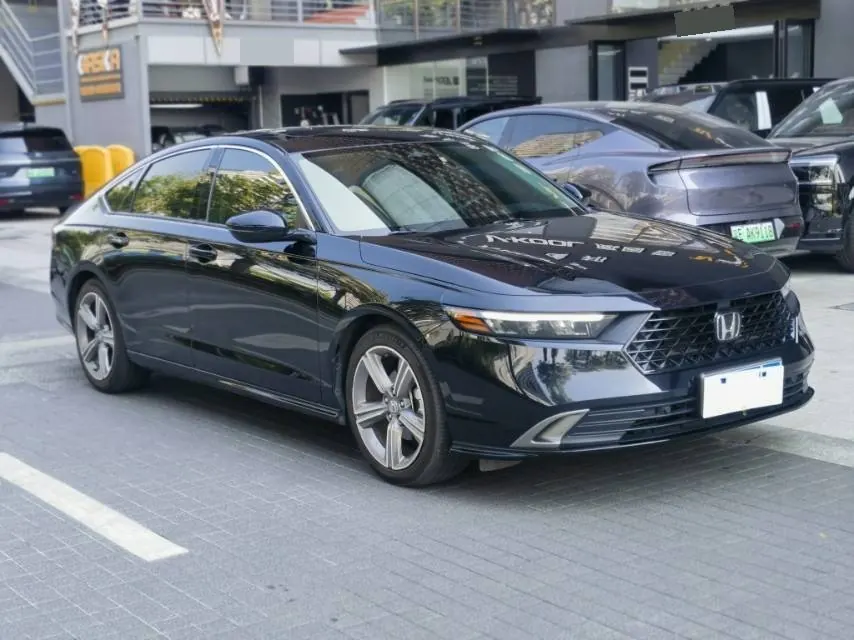 Honda 2023 11th Generation Accord 1.5T Stepless 260TURBO Excellent Automatic Gear 3
