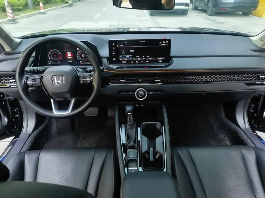 Honda 2023 11th Generation Accord 1.5T Stepless 260TURBO Excellent Automatic Gear 4