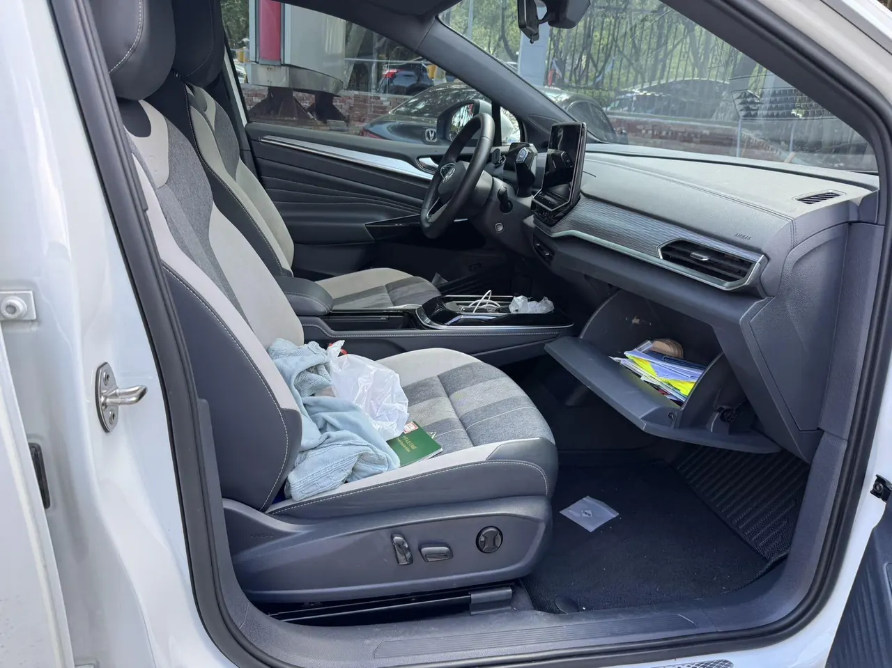 Volkswagen 2024 ID. 4 CROZZ PURE AUTOMATIC 6