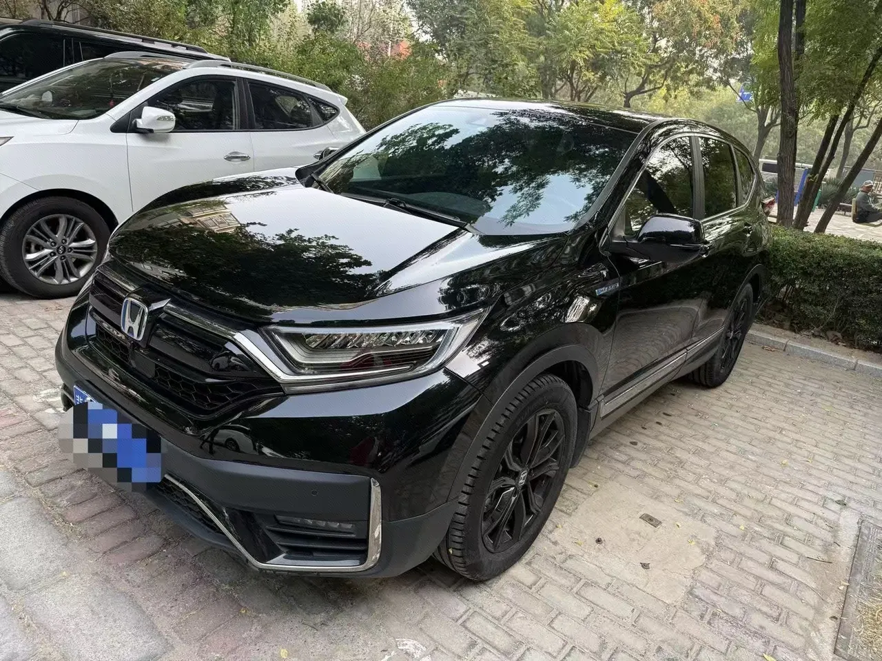 Открыть галерею: Honda 2021 CR-V Hybrid 2.0 Stepless Two-Drive Sharp · Net Blackadder Edition Automatic Transmission
