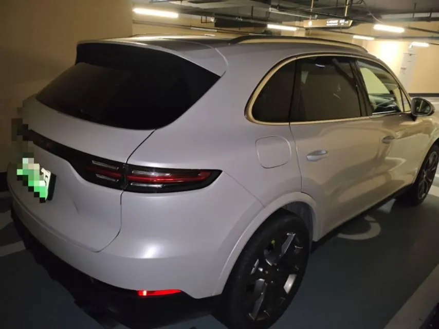 Porsche Cayenne New Energy (Imported) 2021 Cayenne Oil and Electric Hybrid 2.0T Automatic Gear 5