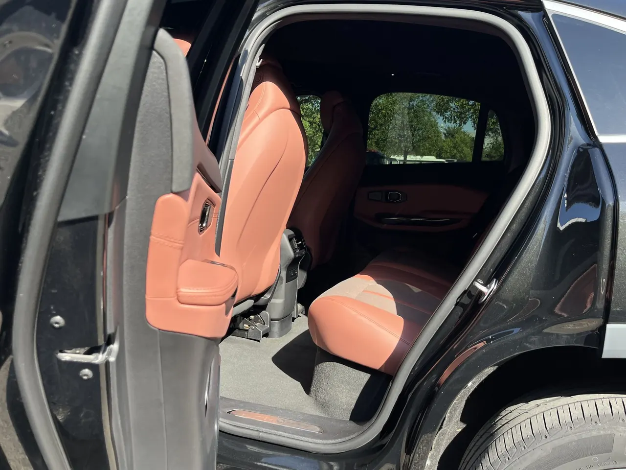 NIO 2020 EC 6 605KM Sports Edition Automatic Gear 5