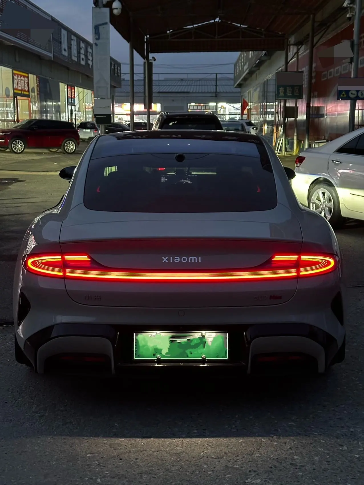 MI 2024 SU 7 800km 4-wheel drive ultra-long endurance high-end smart driving Max version automatic gear 8