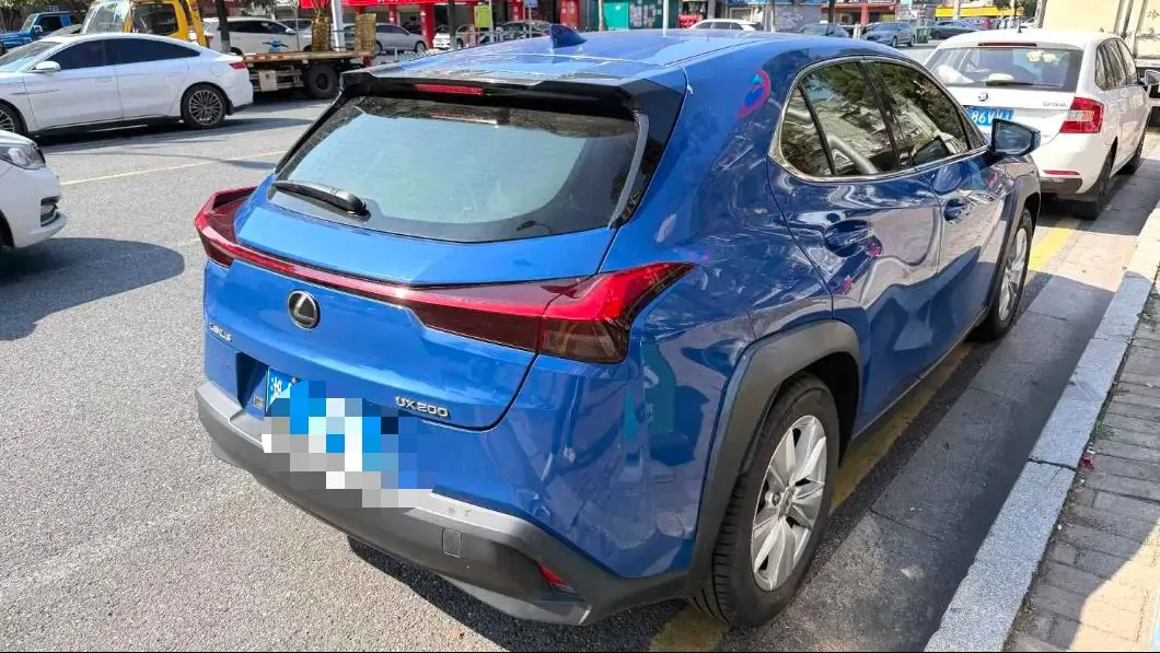 Lexus UX (Imported) 2020 UX200 2.0 Stepless Special Edition Automatic Gear 3