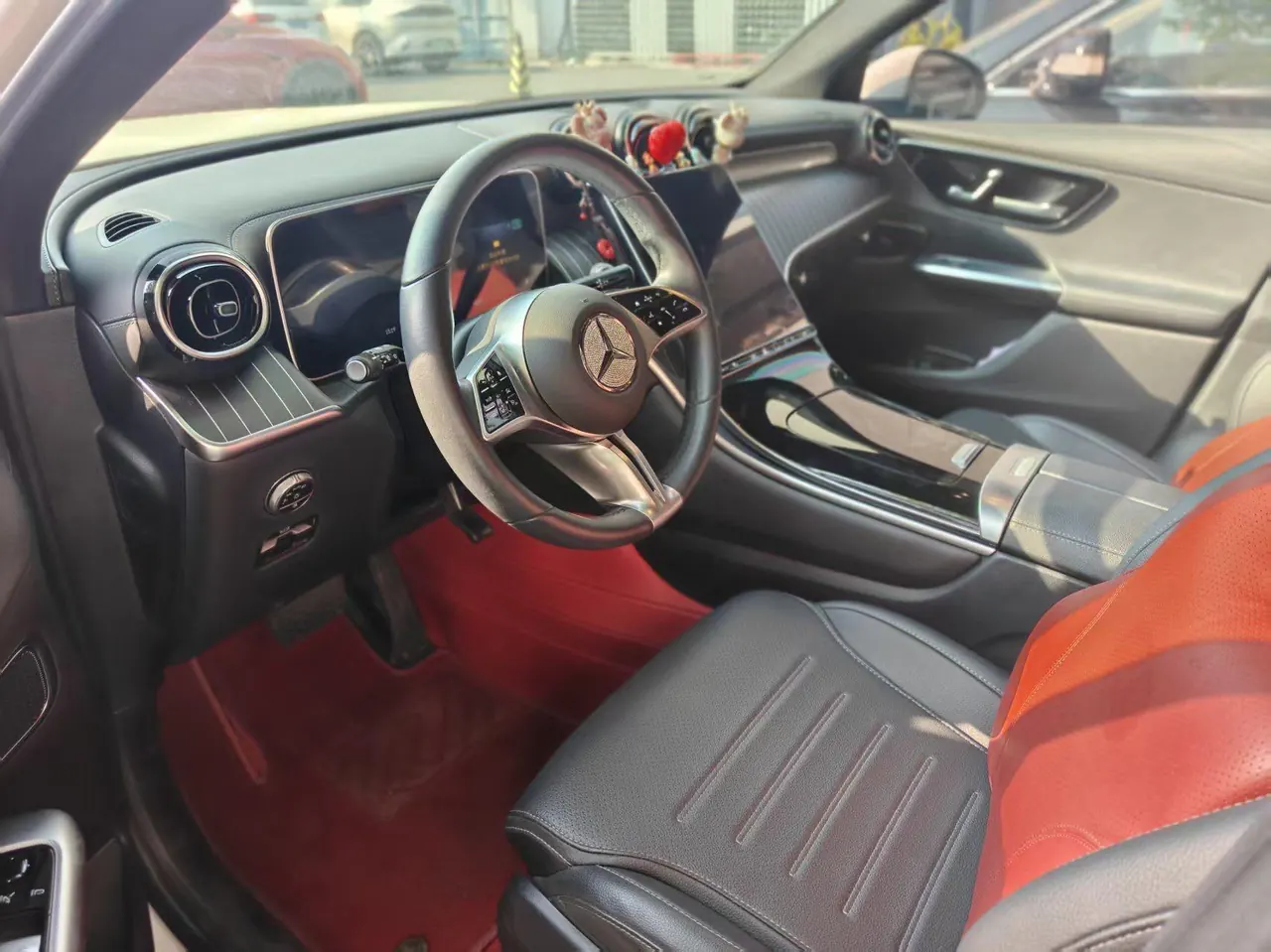 Mercedes Benz 2023 GLC 260 L 4MATIC 48V 2.0T Dynamic 5-seat Automatic Gear 4