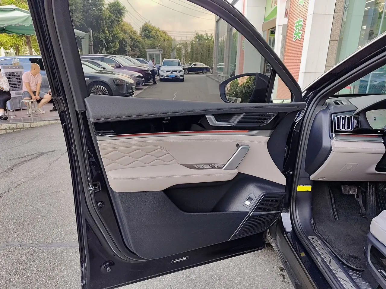 BYD Tang New Energy 2021 Tang DM-i 1.5T Stepless 52KM Luxury Automatic Gear 5