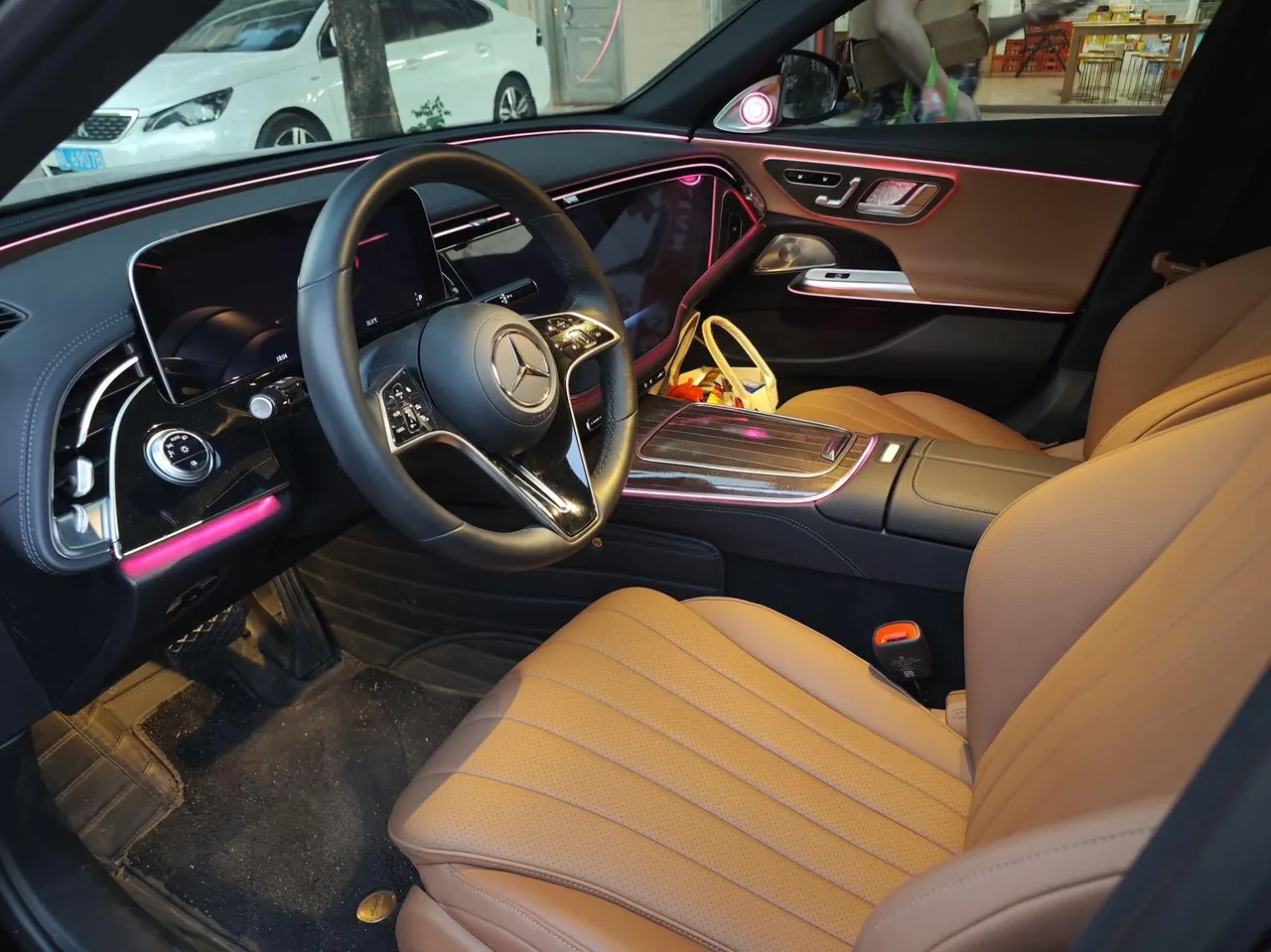 Mercedes Benz E Class 2024 E 300 L 48V 2.0T Luxury Automatic Gear 2