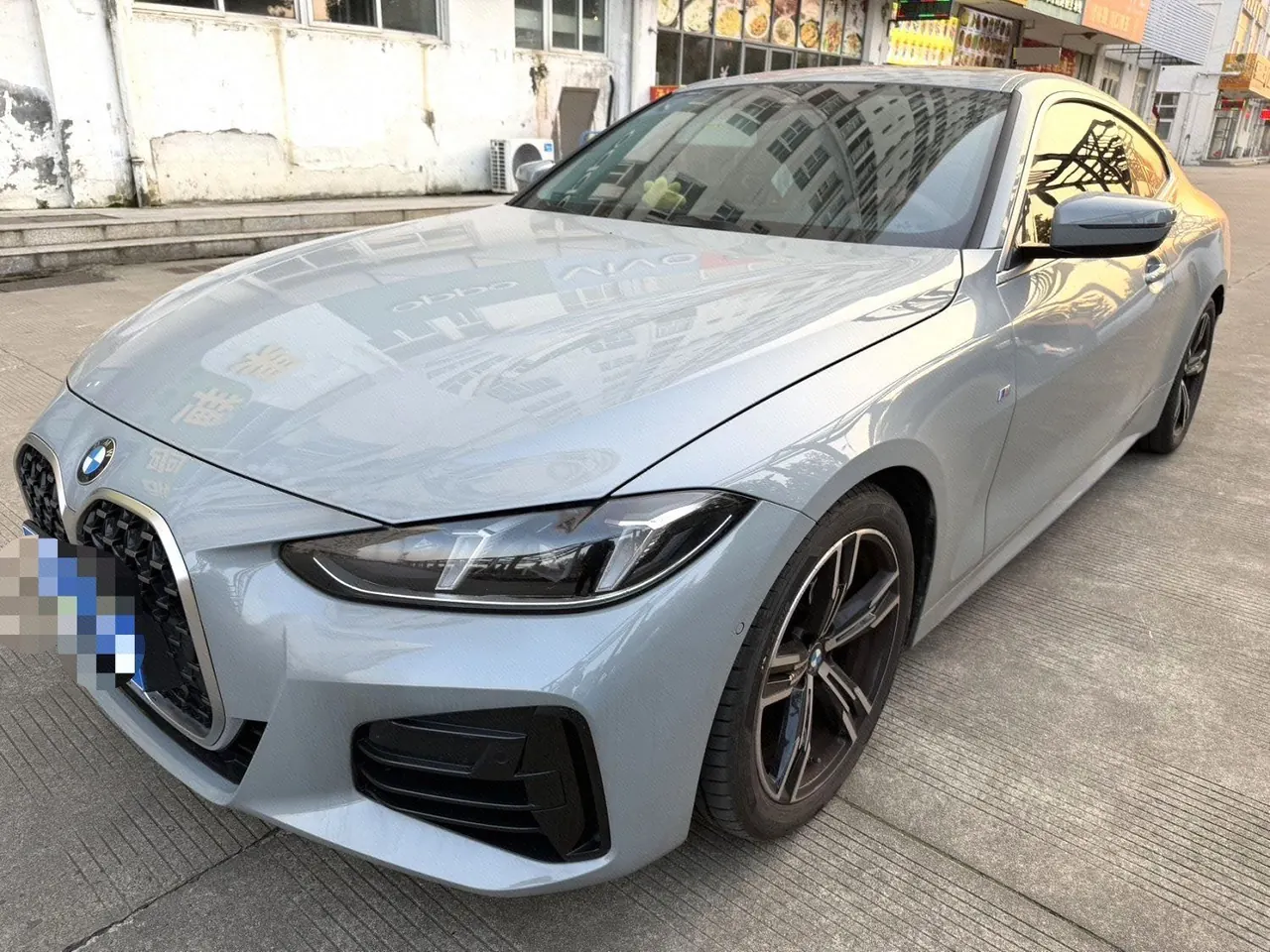 打开图片灯箱:BMW 4 Series (Imported) 2024 425i Coupe 2.0T M Sports Suit Automatic Gear
