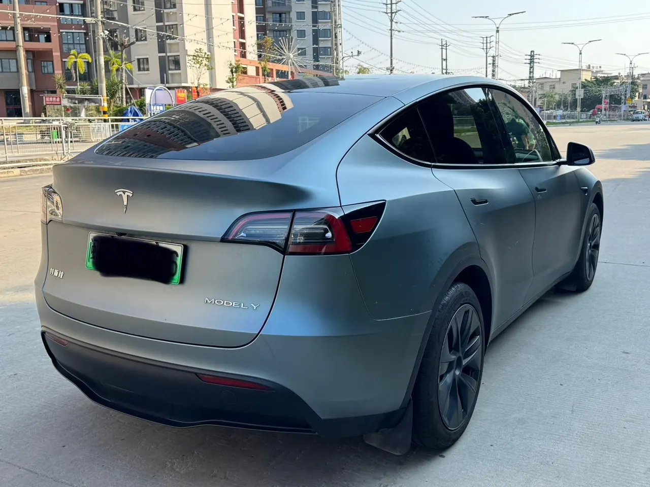 Tesla 2024 Model Y rear-wheel drive version automatic transmission 5