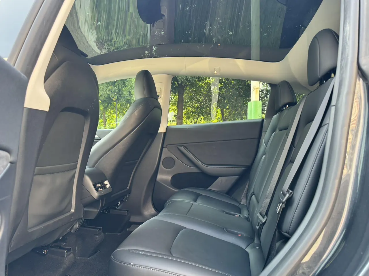 Tesla 2024 Model Y rear-wheel drive version automatic transmission 8