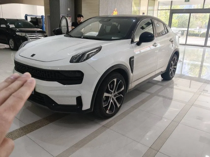 LYNK&amp;CO 2020 LYNK&amp;CO 05 2.0TD four-wheel drive Halo automatic gear - View 1