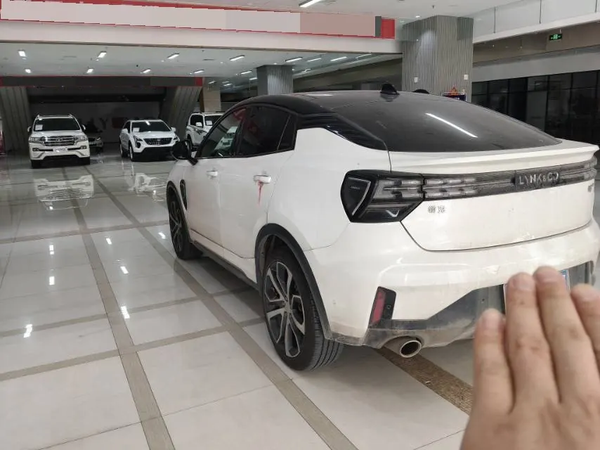 LYNK&amp;CO 2020 LYNK&amp;CO 05 2.0TD four-wheel drive Halo automatic gear 3