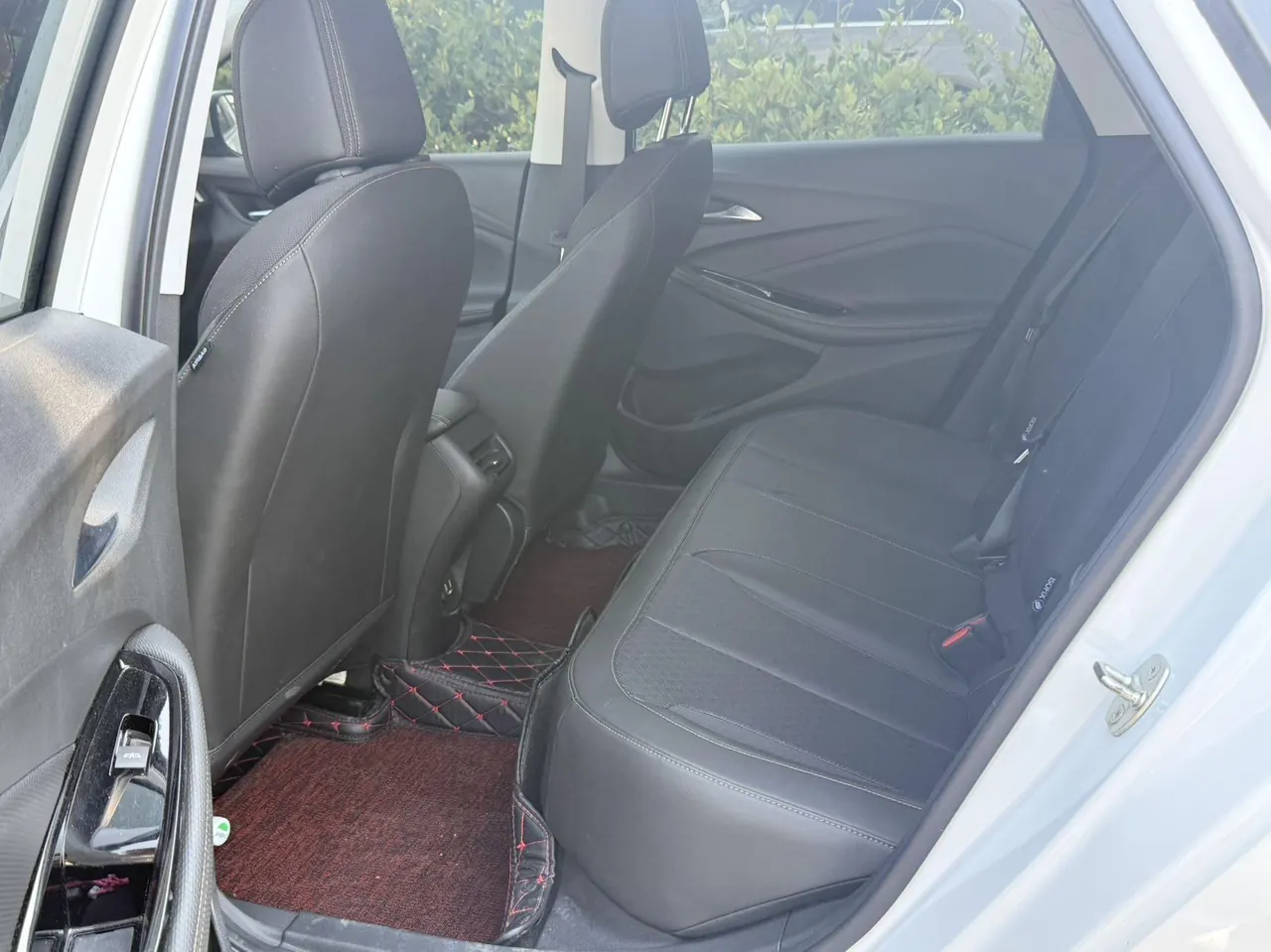 Buick 2023 Weilang Pro 1.5T Stepless Music Edition Automatic Gear 4
