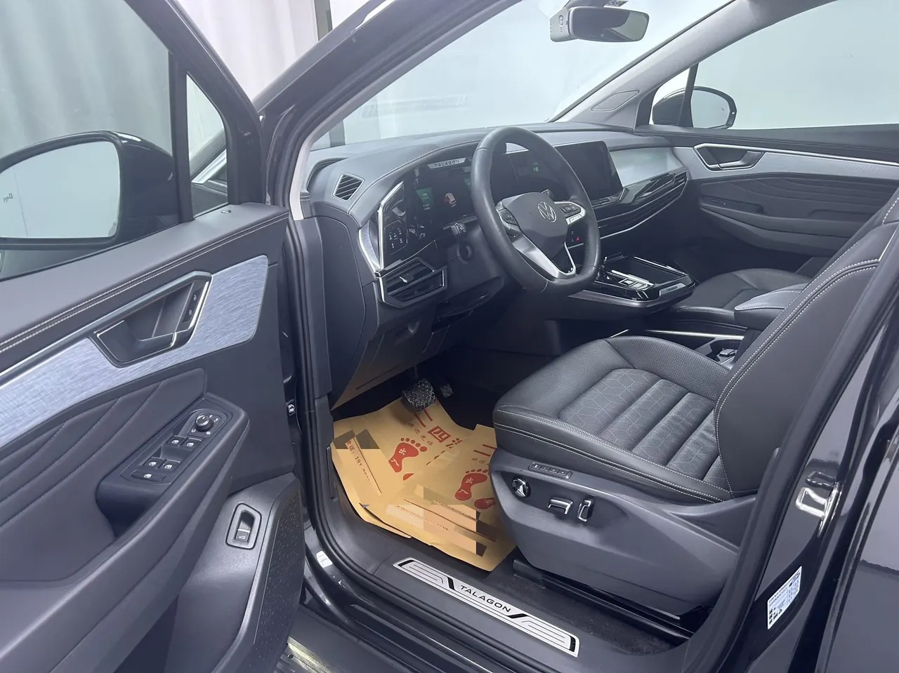 Volkswagen 2021 models of 2.0TSI 380TSI four-wheel drive luxury version of Pro automatic gear 3
