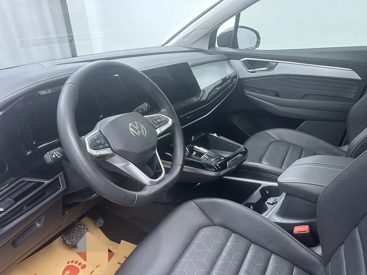 Volkswagen 2021 models of 2.0TSI 380TSI four-wheel drive luxury version of Pro automatic gear 4