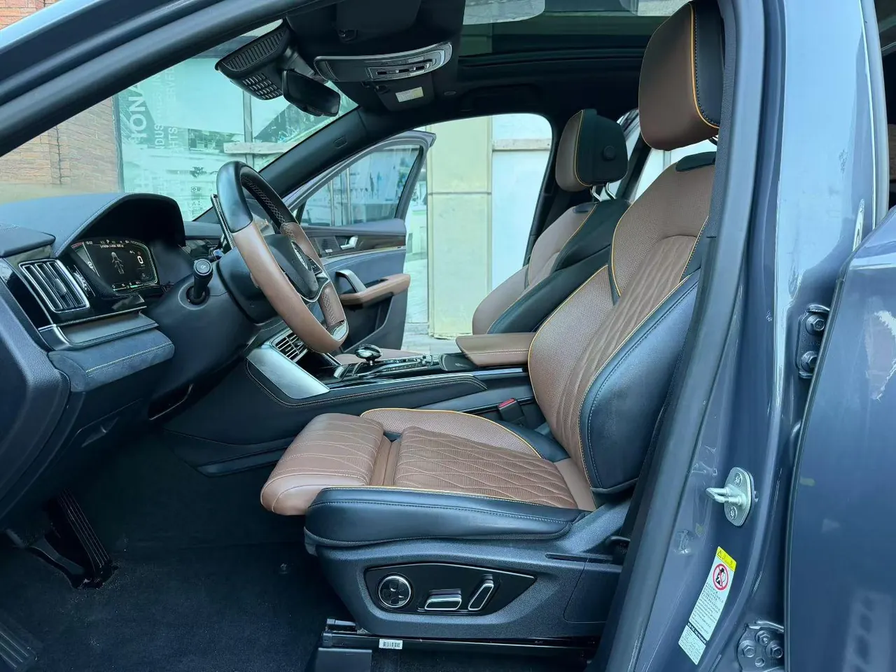 BYD Tang New Energy 2021 Tang DM-i 1.5T Stepless 112KM Honorable Automatic Gear 7