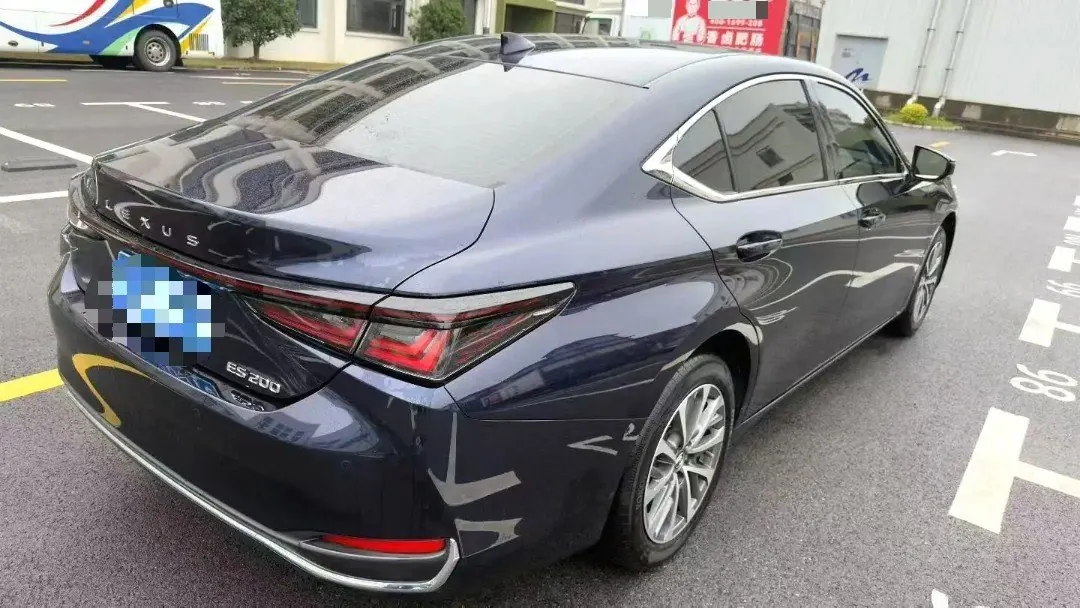 Lexus ES (Imported) 2025 ES200 2.0 Stepless Edition Automatic Gear 2