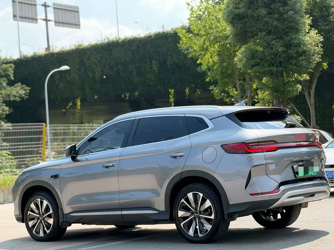 BYD Song PLUS New Energy 2025 Song PLUS EV Smart Driving Edition 520km Luxury Automatic Gear 5
