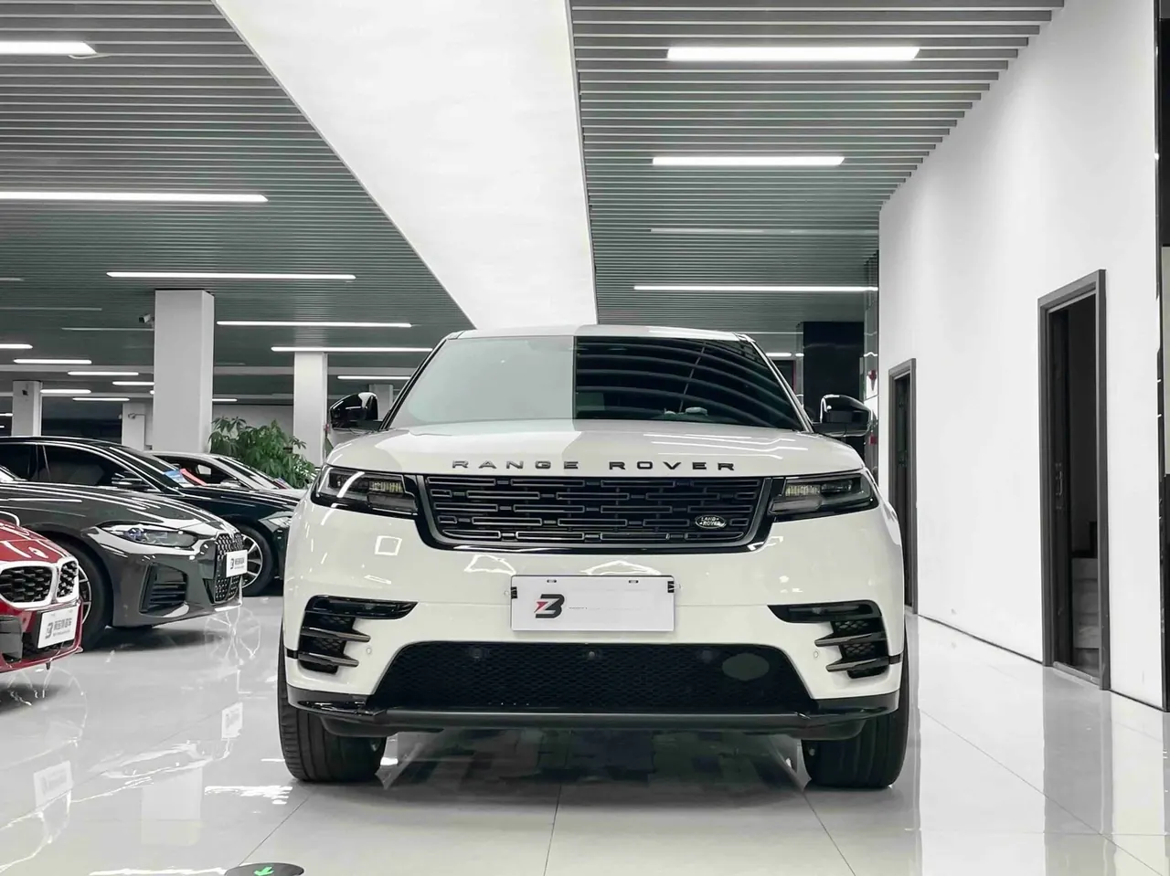 Land Rover Range Rover Star Pulse (Imported) 2024 Range Rover Star Pulse 2.0T Dynamic SE Automatic Gear 2