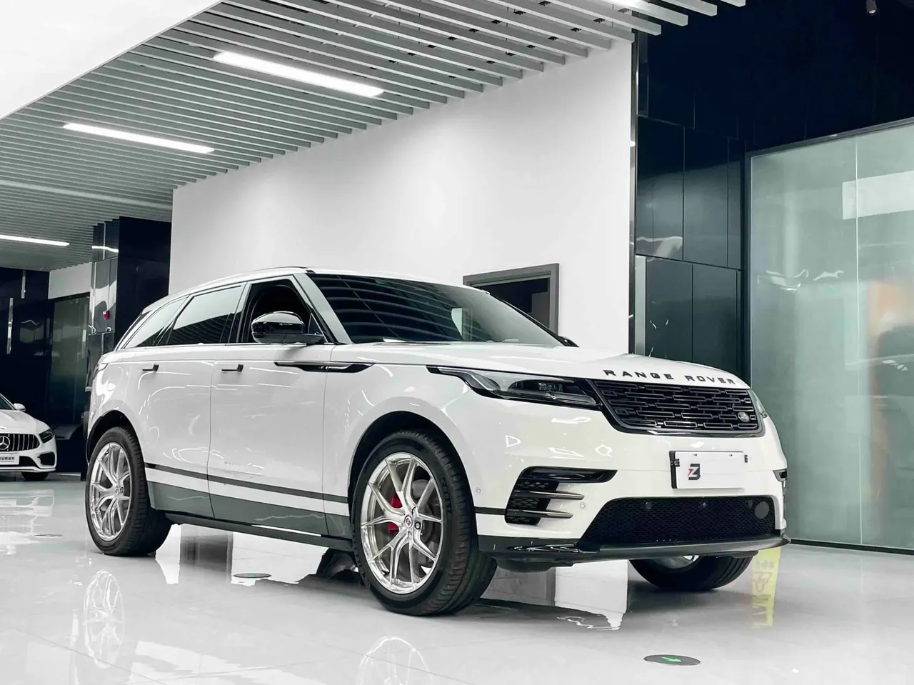 Land Rover Range Rover Star Pulse (Imported) 2024 Range Rover Star Pulse 2.0T Dynamic SE Automatic Gear 3