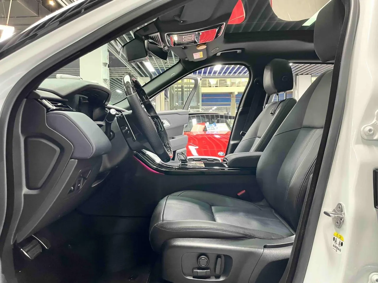 Land Rover Range Rover Star Pulse (Imported) 2024 Range Rover Star Pulse 2.0T Dynamic SE Automatic Gear 4