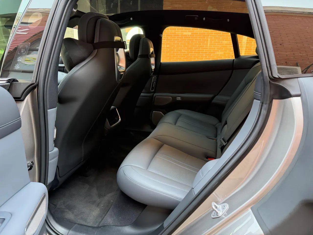 MI 2025 YU7 Long Endurance Rear Drive Automatic Gear 6