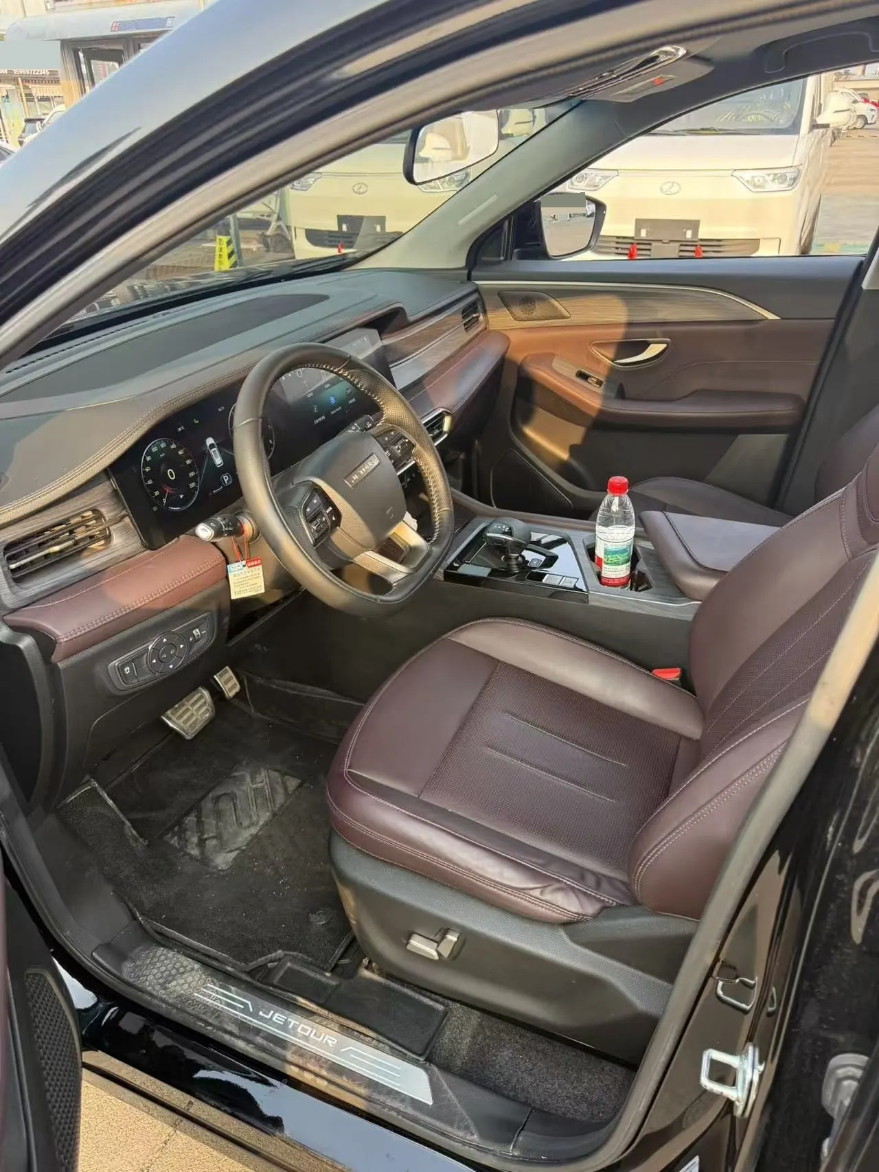 Jetour 2024 X90 PLUS 1.6TD Villa 7-seat automatic gear 3
