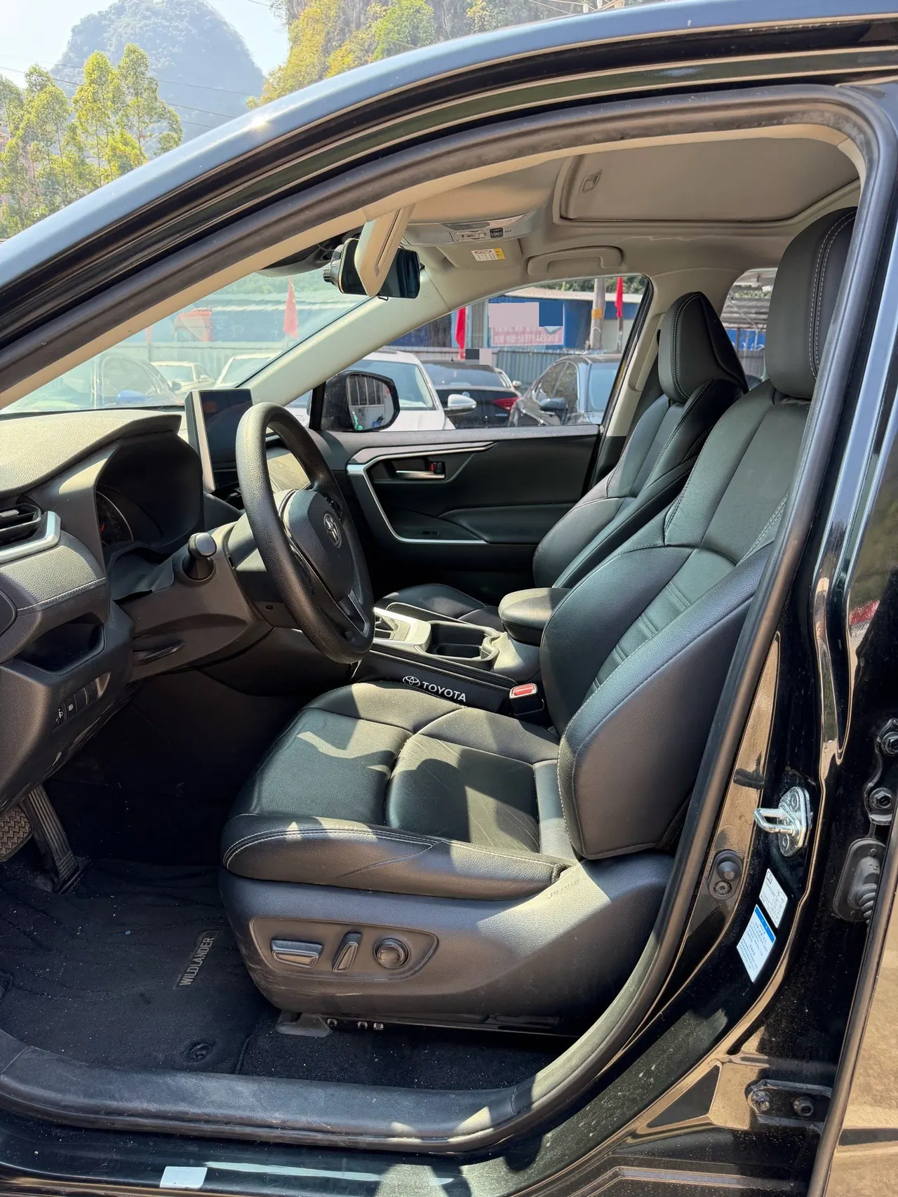 Toyota 2020 Wilanda 2.0 Stepless Four-wheel Drive Deluxe Edition Automatic Transmission 4