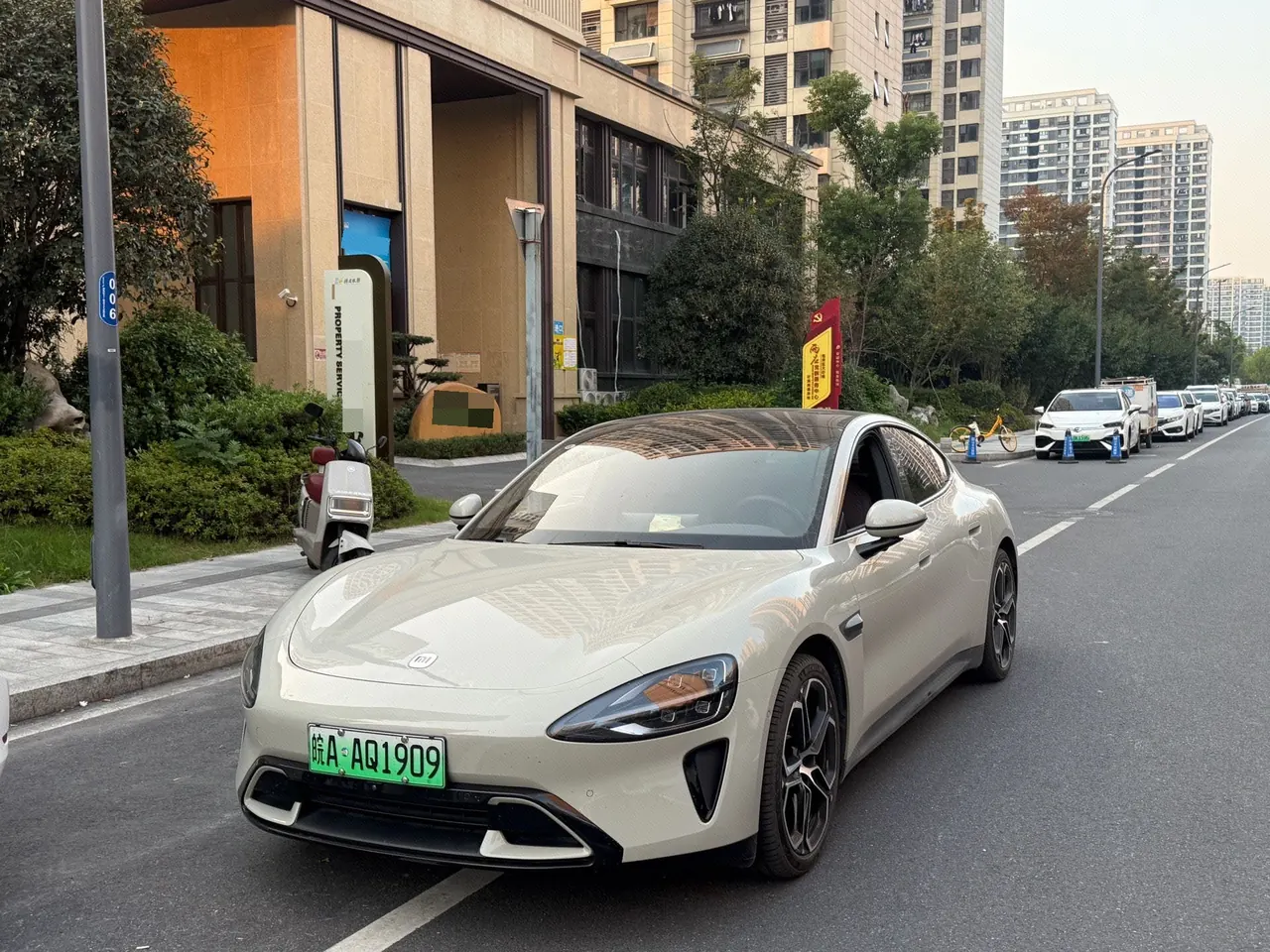 Открыть галерею: MI 2024 SU 7 700km Rear Drive Long Endurance Smart Driving Edition Automatic Gear