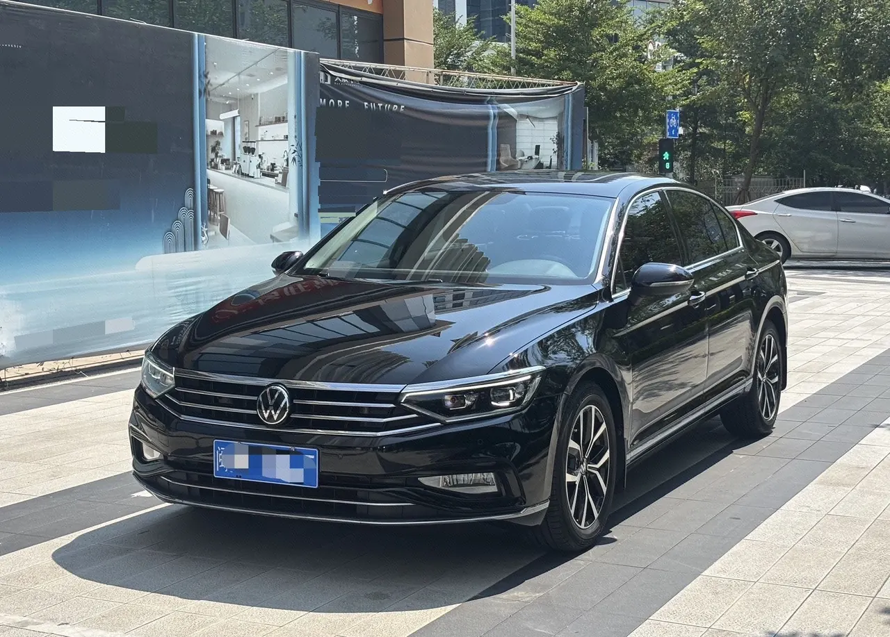 Open image lightbox: Volkswagen 2020 Magotan 2.0TSI 330TSI Leading Automatic