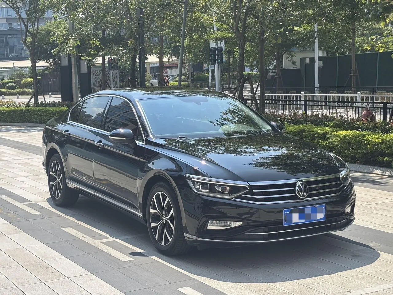 Volkswagen 2020 Magotan 2.0TSI 330TSI Leading Automatic 3